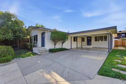 Photo of 452 - 454 Waddington Avenue, SUNNYVALE, CA 94085 (MLS # ML82039593)