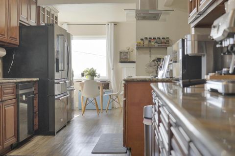 Tiny photo for 722 Gleneagle Avenue, Hayward, CA 94544 (MLS # ML82037215)