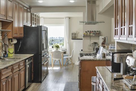 Tiny photo for 722 Gleneagle Avenue, Hayward, CA 94544 (MLS # ML82037215)