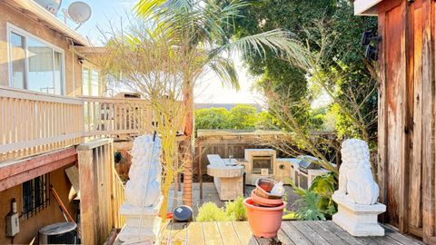 Tiny photo for 722 Gleneagle Avenue, Hayward, CA 94544 (MLS # ML82037215)