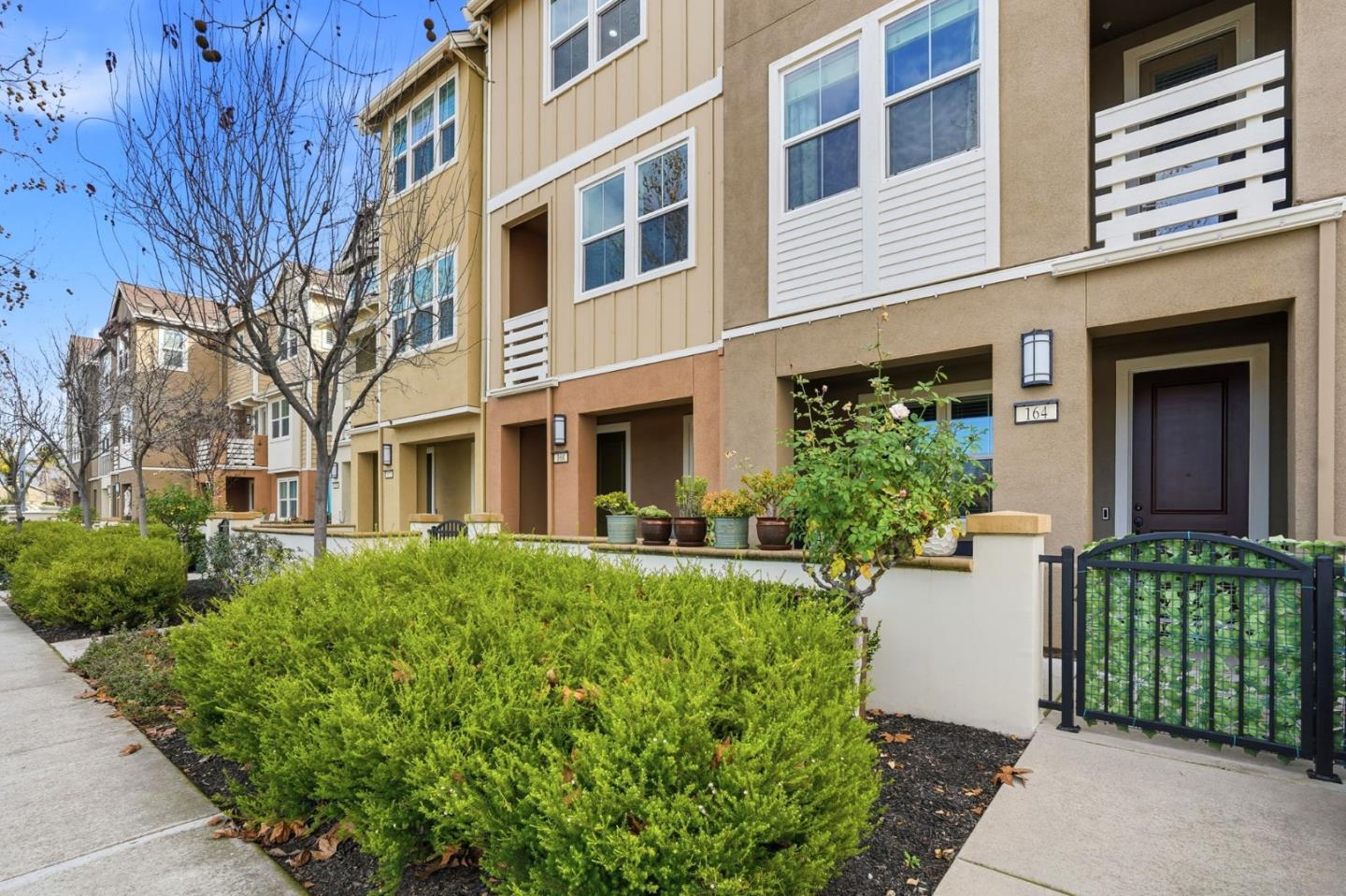 168 East Main Avenue