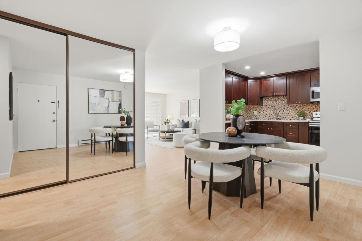 1031 Crestview Drive 305