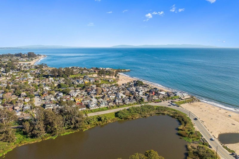 2974 East Cliff Drive