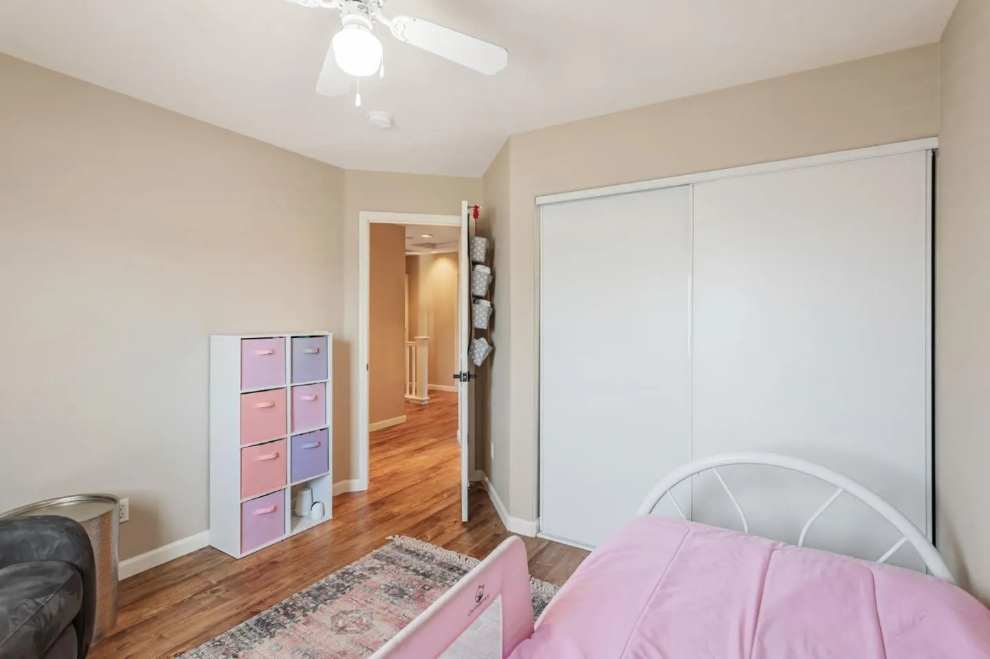 Hollister, California 95023, United States, 4 Bedrooms Bedrooms, ,3 BathroomsBathrooms,Residential,Active,139859