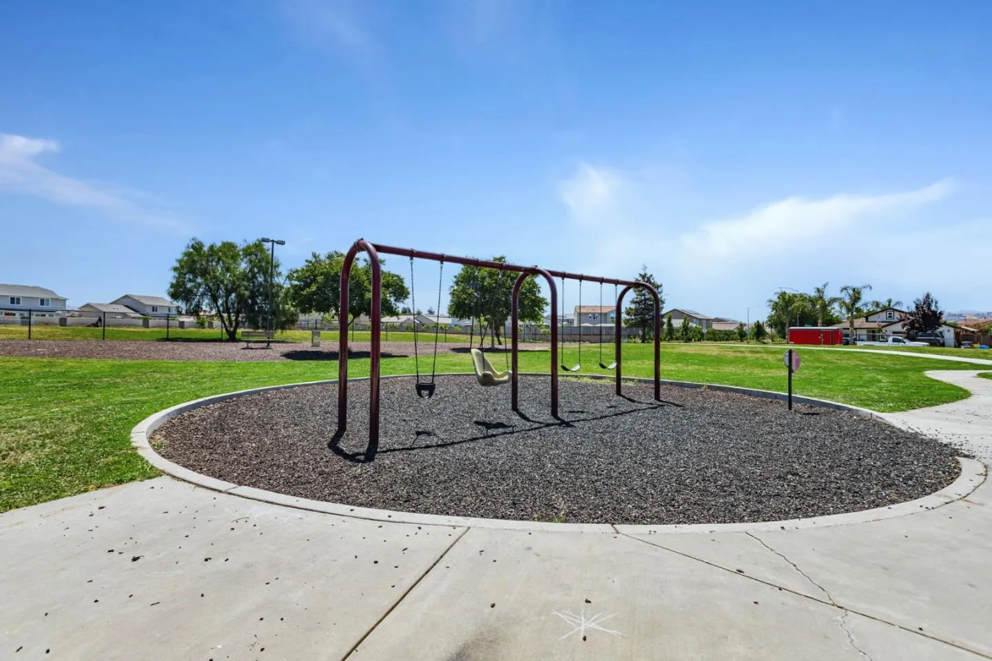 Hollister, California 95023, United States, 4 Bedrooms Bedrooms, ,3 BathroomsBathrooms,Residential,Active,139859