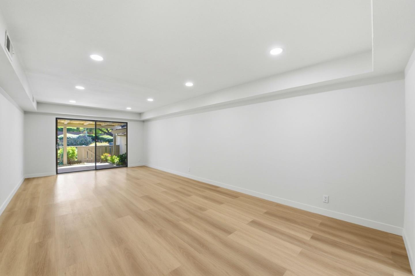 5555 Cribari Circle