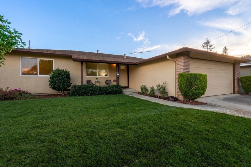2827 Gazelle Drive