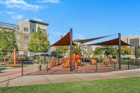 Tiny photo for 2976 San Jose Vineyard Place #1, San Jose, CA 95136 (MLS # ML82049499)