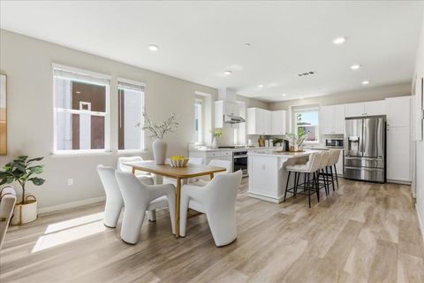 Tiny photo for 2976 San Jose Vineyard Place #1, San Jose, CA 95136 (MLS # ML82049499)