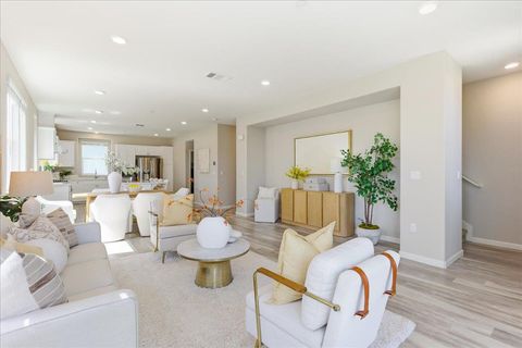 Tiny photo for 2976 San Jose Vineyard Place #1, San Jose, CA 95136 (MLS # ML82049499)