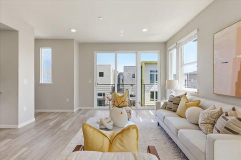 Tiny photo for 2976 San Jose Vineyard Place #1, San Jose, CA 95136 (MLS # ML82049499)