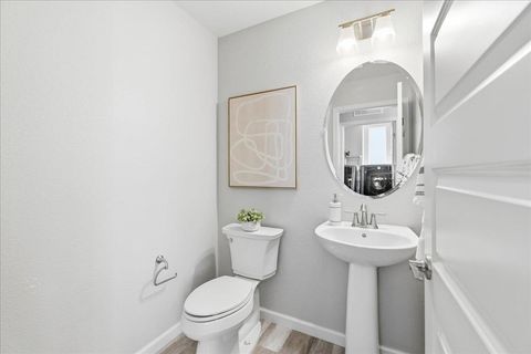 Tiny photo for 2976 San Jose Vineyard Place #1, San Jose, CA 95136 (MLS # ML82049499)
