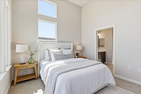 Tiny photo for 2976 San Jose Vineyard Place #1, San Jose, CA 95136 (MLS # ML82049499)