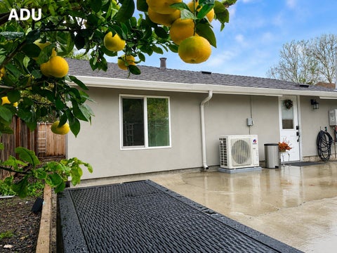 Tiny photo for 1133 S 9th Street, SAN JOSE, CA 95112 (MLS # ML82049672)