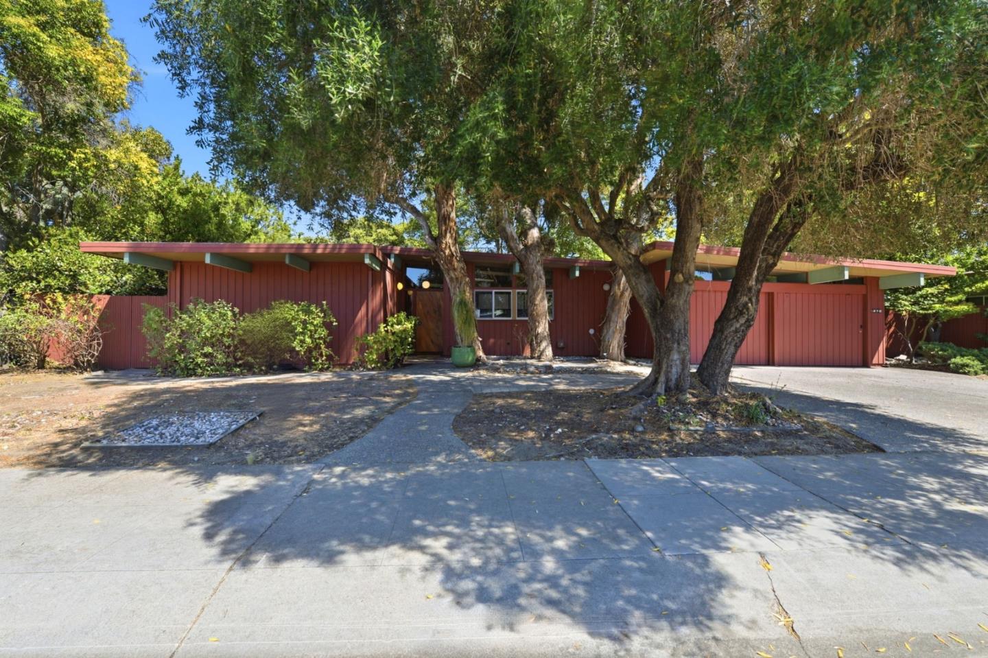 370 Shasta Drive
