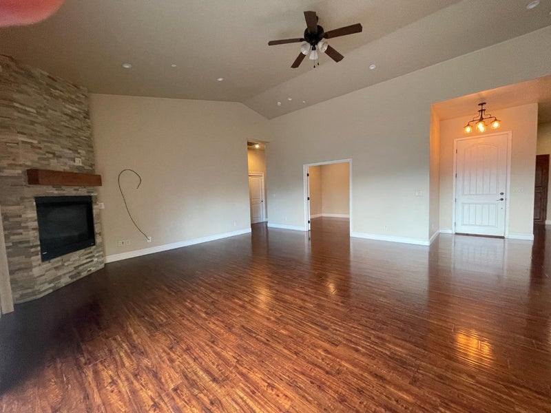 1360 Santa Ana Road