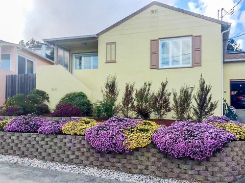 Photo of 431 Beech Avenue, SOUTH SAN FRANCISCO, CA 94080 (MLS # ML82024534)