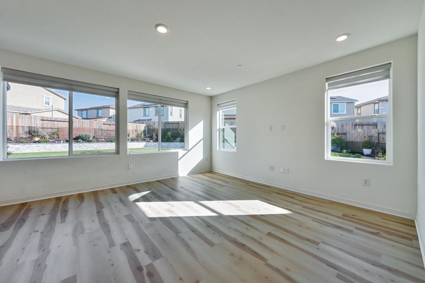 4522 Drowsy Water Way