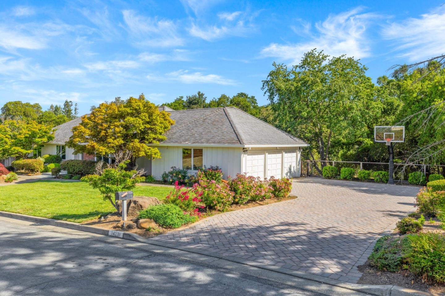 14231 Short Hill Court