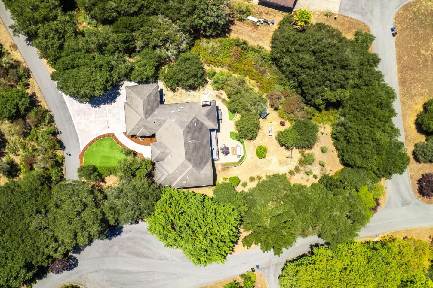 5324 Hidden Oak Court