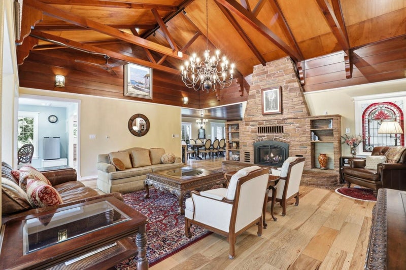 430 SAINT FRANCIS Drive