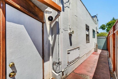 Tiny photo for 911 King Street, SANTA CRUZ, CA 95060 (MLS # ML82055145)