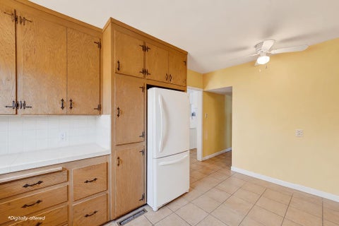 Tiny photo for 911 King Street, SANTA CRUZ, CA 95060 (MLS # ML82055145)