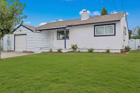 Photo of 819 Bockman Road, SAN LORENZO, CA 94580 (MLS # ML82022568)