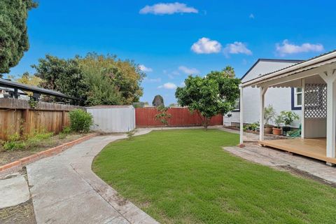 Tiny photo for 819 Bockman Road, SAN LORENZO, CA 94580 (MLS # ML82022568)