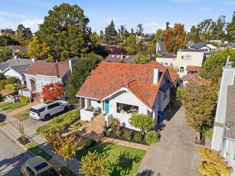 Tiny photo for 732 Farringdon Lane, BURLINGAME, CA 94010 (MLS # ML82063345)