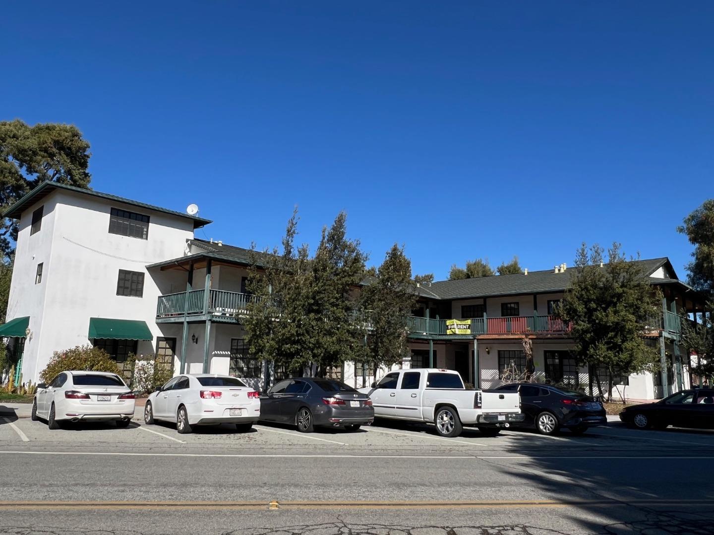 53 Muckelemi Street 2