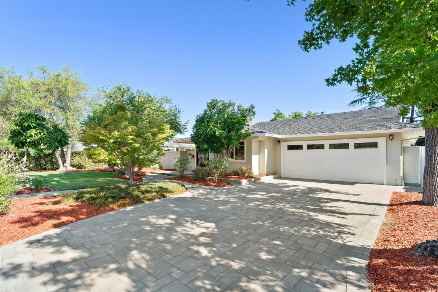 247 Marchmont Drive