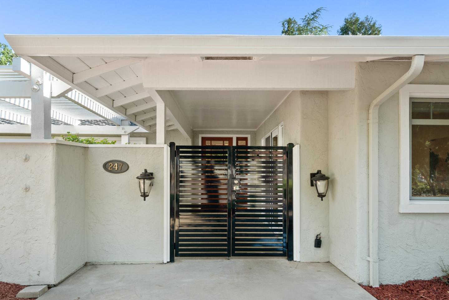 247 Marchmont Drive