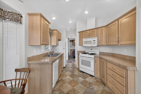 Tiny photo for 835 Kimball Avenue #2, SEASIDE, CA 93955 (MLS # ML82060433)