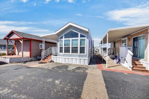 Tiny photo for 835 Kimball Avenue #2, SEASIDE, CA 93955 (MLS # ML82060433)