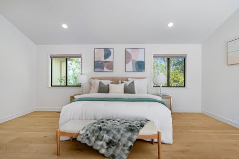 Tiny photo for 11234 Sun Valley Drive, OAKLAND, CA 94605 (MLS # ML82062894)