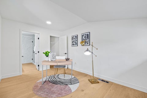 Tiny photo for 11234 Sun Valley Drive, OAKLAND, CA 94605 (MLS # ML82062894)
