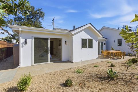 Tiny photo for 655 Washington Street, Los Altos, CA 94022 (MLS # ML82036840)