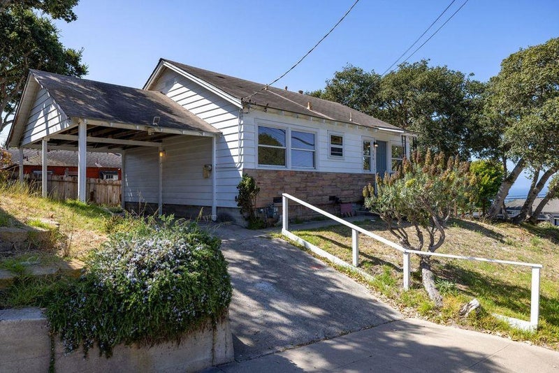 306 9th Street