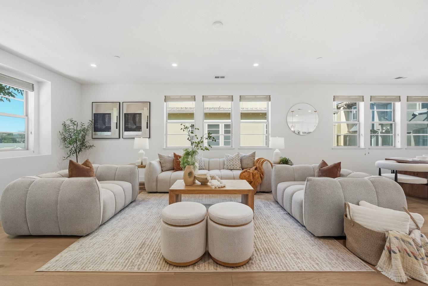 1208 San Ramon Avenue