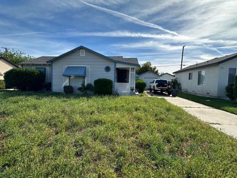 Photo of 2042 E Mayfair, FRESNO, CA 93703 (MLS # ML82040593)