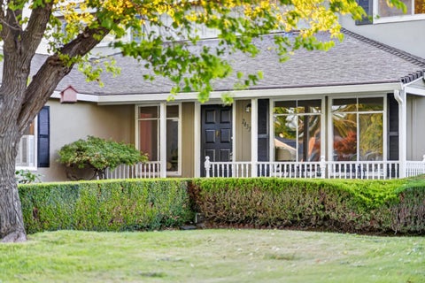 Photo of 2433 W Hedding Street, SAN JOSE, CA 95128 (MLS # ML82051691)