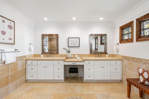 Tiny photo for 330 Ridgeway Road, Woodside, CA 94062 (MLS # ML82030200)