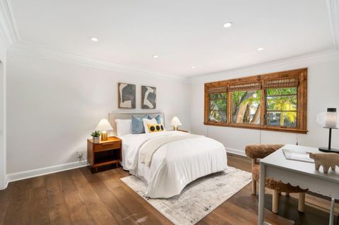 Tiny photo for 330 Ridgeway Road, Woodside, CA 94062 (MLS # ML82030200)