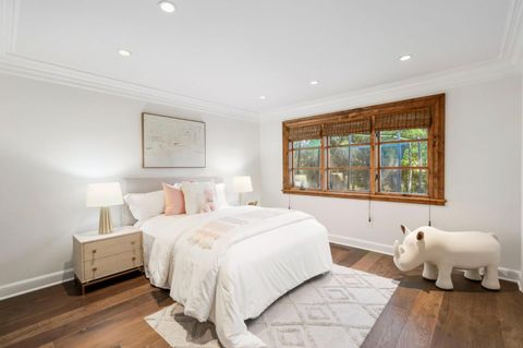 Tiny photo for 330 Ridgeway Road, Woodside, CA 94062 (MLS # ML82030200)