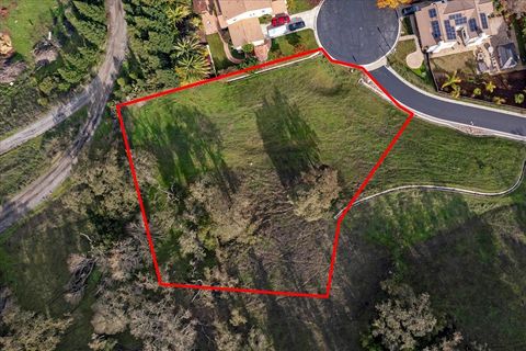 Photo of 2894 Berwick Avenue, GILROY, CA 95020 (MLS # ML82028446)