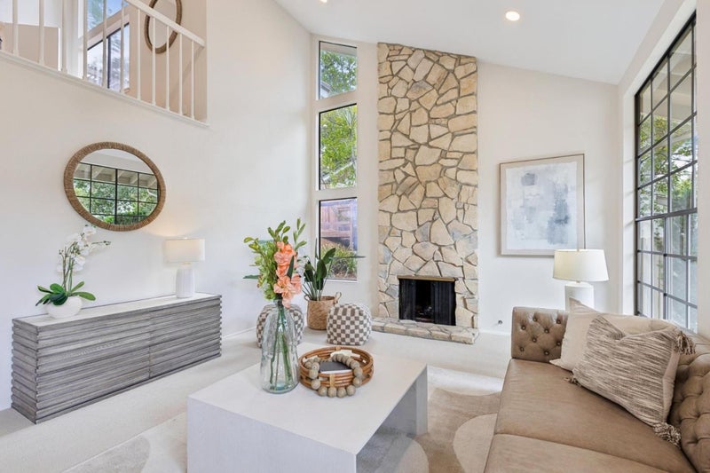 17288 Eaton Lane