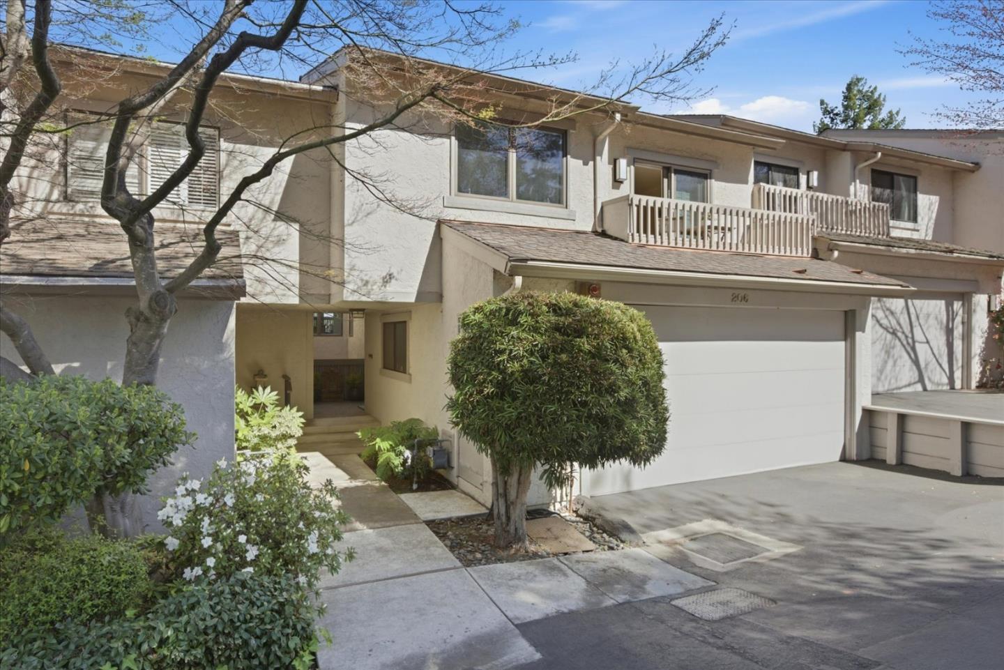 206 Sand Hill Circle