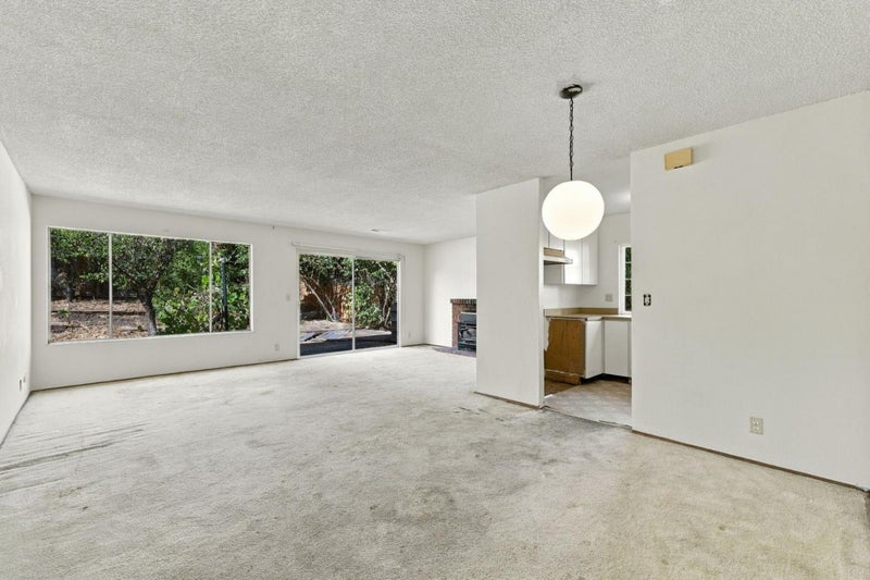 3475 Grass Valley Court