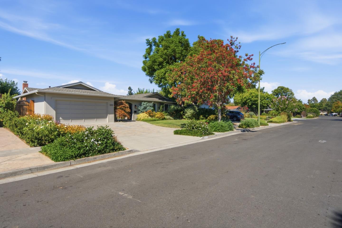 2215 Constitution Drive